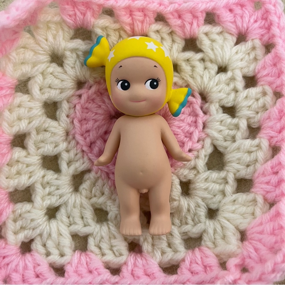 Candy sonny angel